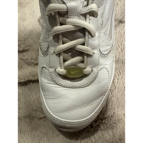 Vintage Nike Air Walk Essential III Shoes Men's 8 White Sneakers 191151-111 - Picture 5 of 8